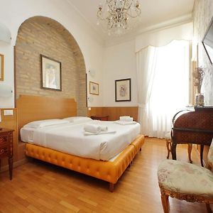Sonnino Suite